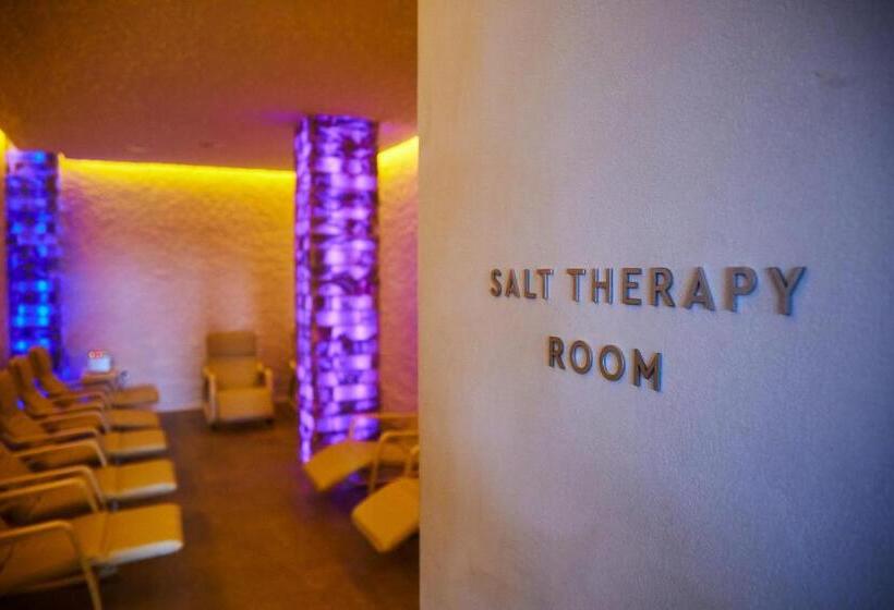 فندق Shambala Wellness Club