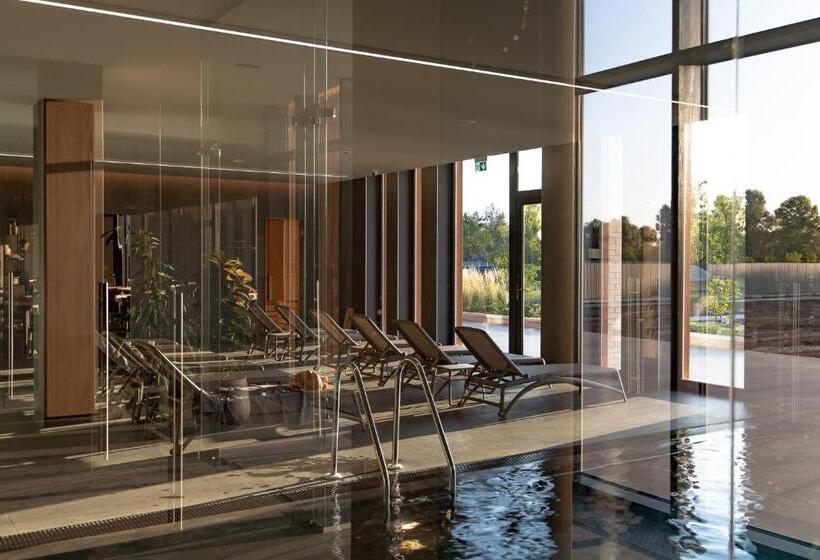 فندق Shambala Wellness Club