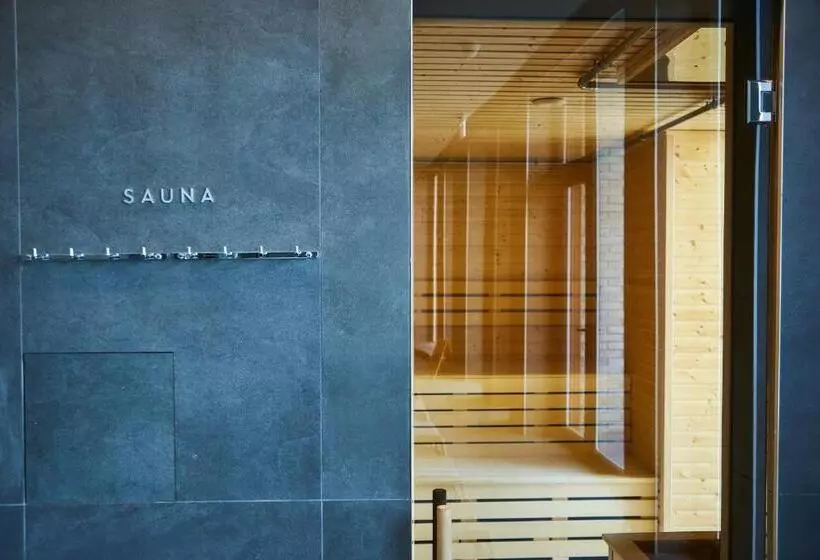 ホテル Shambala Wellness Club