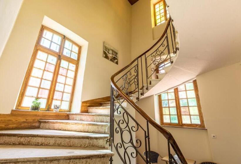 بنسيون Château De Charmeil  Vichy Chambres D Hôtes