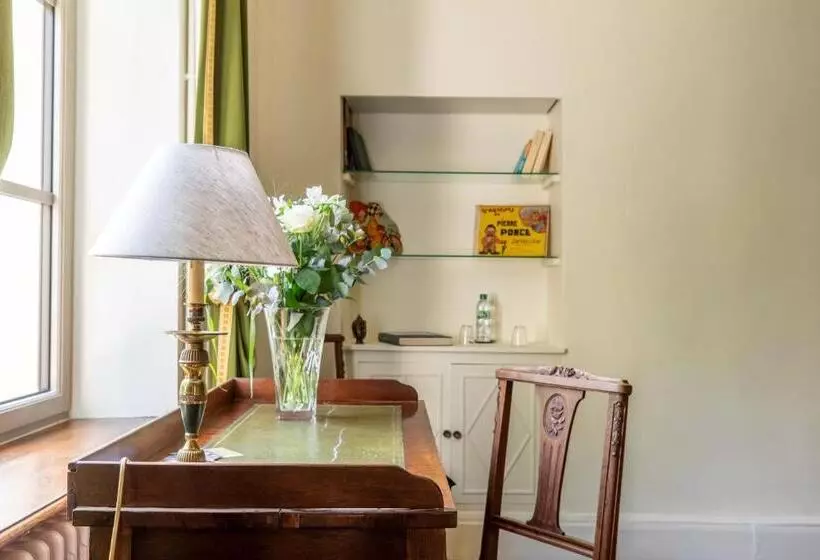 Majatalo Château De Charmeil  Vichy Chambres D Hôtes