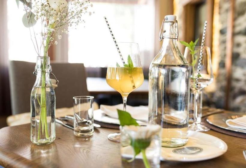 ペンション Der Schumi Landgasthof