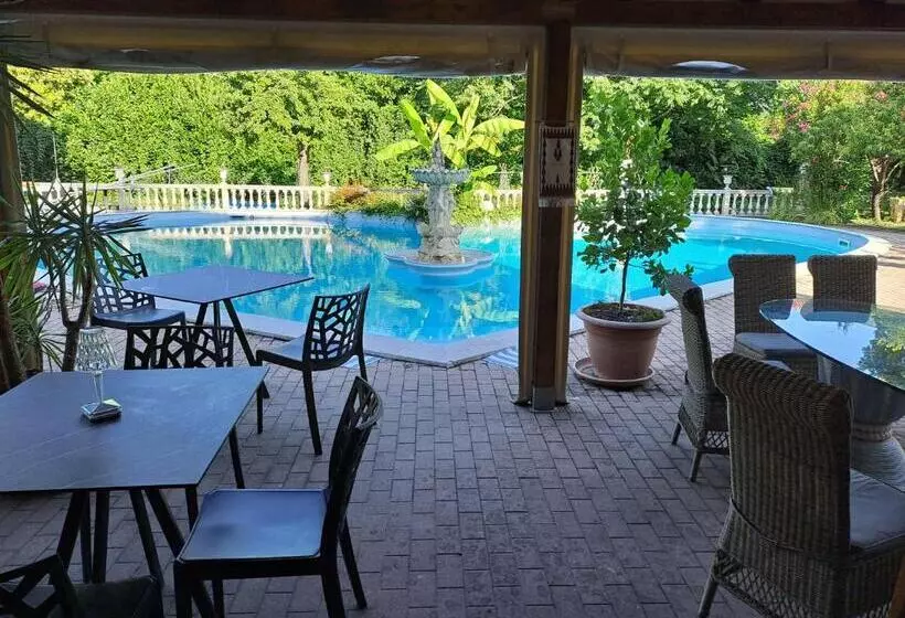 ペンション Grazzano Antica Stazione