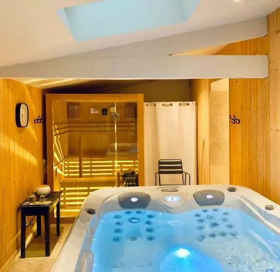 ペンション La Clef Des Champs 61