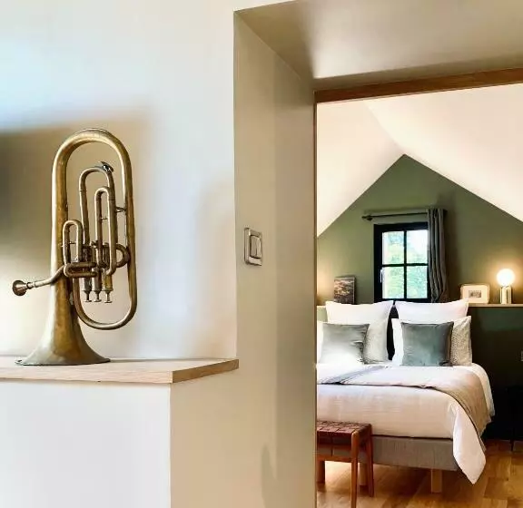 ペンション La Clef Des Champs 61