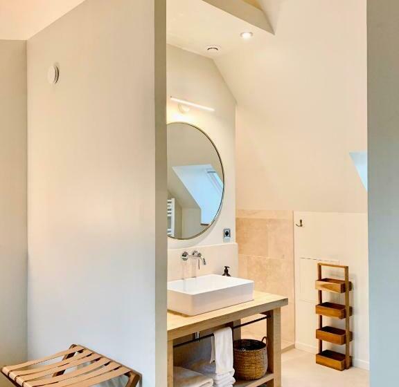 بنسيون La Clef Des Champs 61