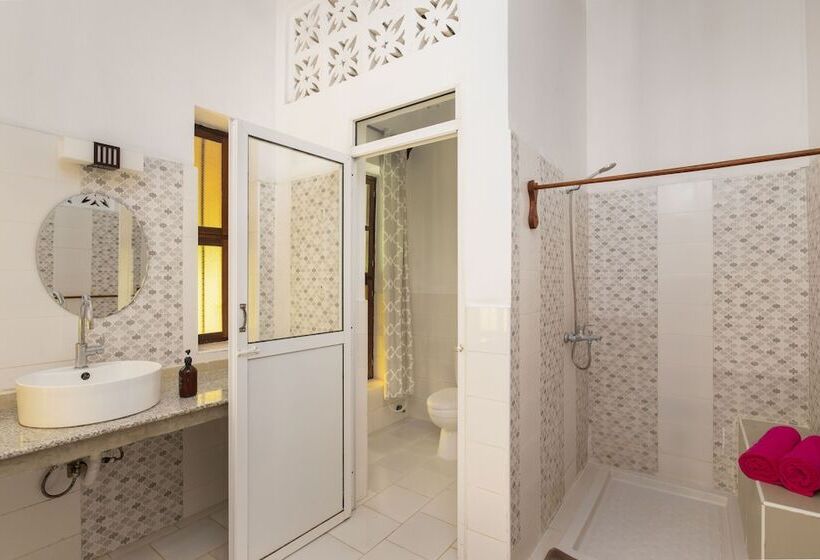 פנסיון Matemwe Rock Villas