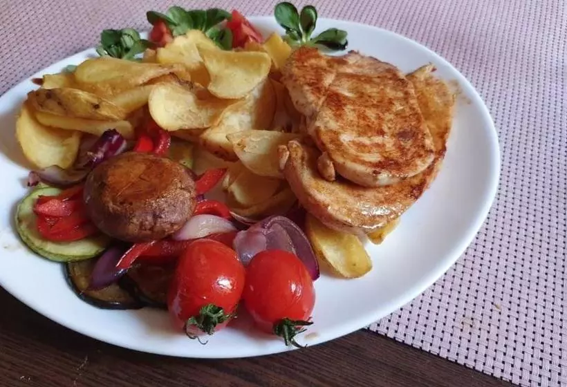 Pensiune Restaurant Ovidiu