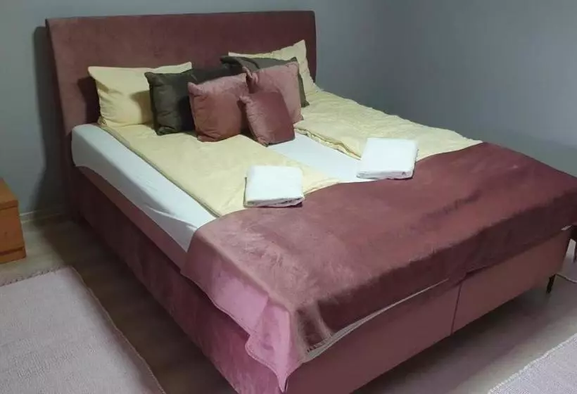 Pensiune Restaurant Ovidiu