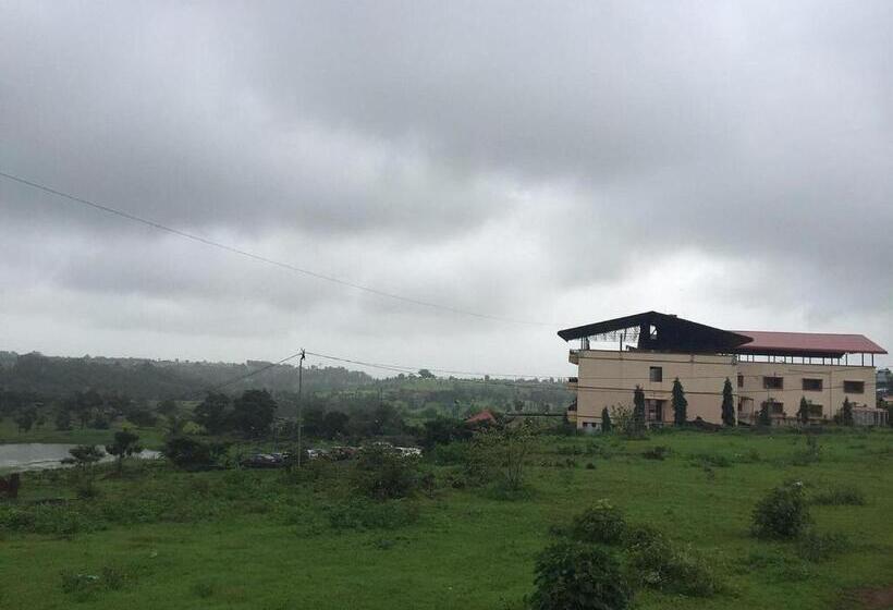 Ss Resort Near Jaysagar Lake