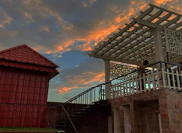 Yashmay Villa Club & Resort