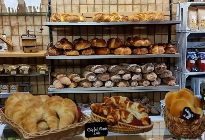 Aamiaismajoitus (B&B) Casa Leon