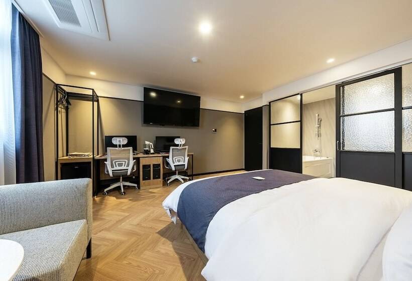 هتل Suwon Brown Dot Suwon Ingyegyo