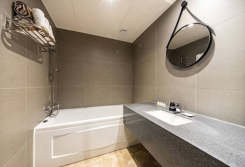 هتل Suwon Brown Dot Suwon Ingyegyo