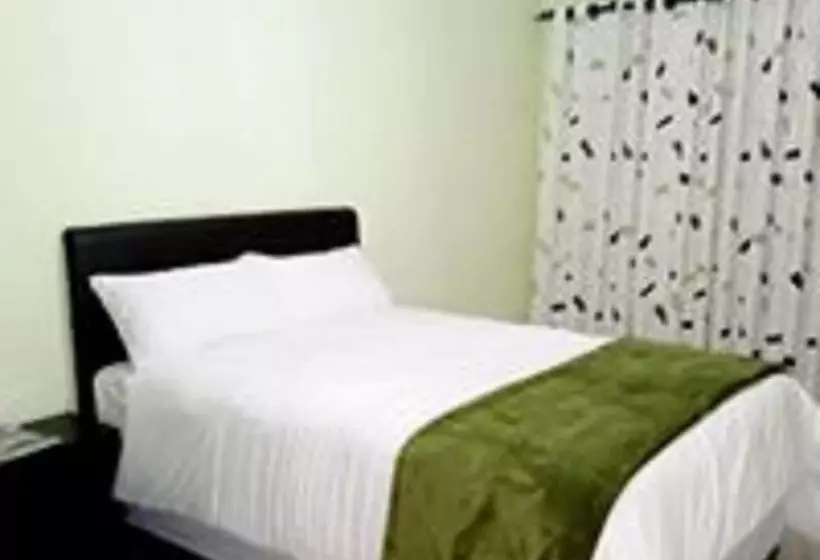 هتل Broken Hill Lodge