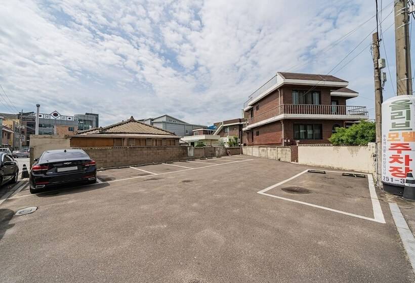 בית מלון כפרי Chuncheon Olive