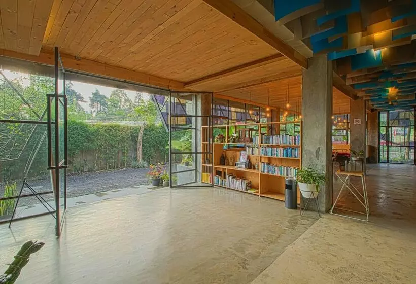 ホテル Kupu Kupu Lembang