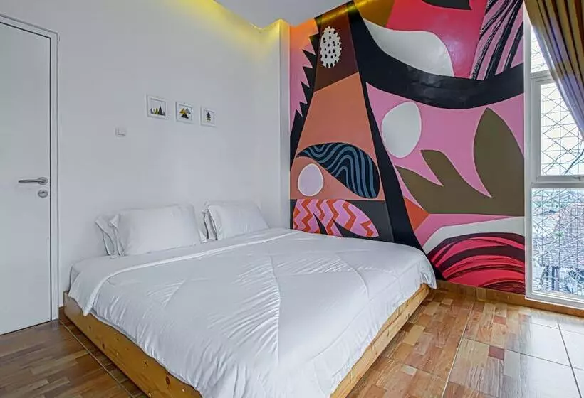 ホテル Kupu Kupu Lembang