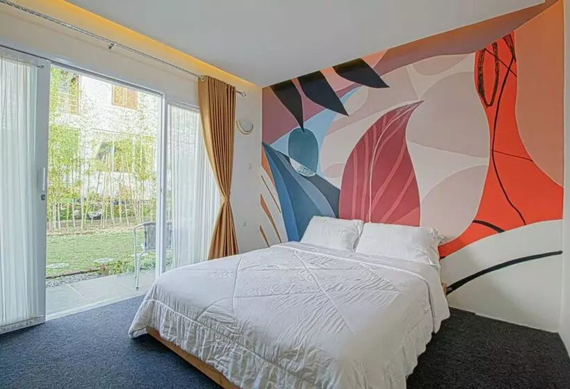 ホテル Kupu Kupu Lembang