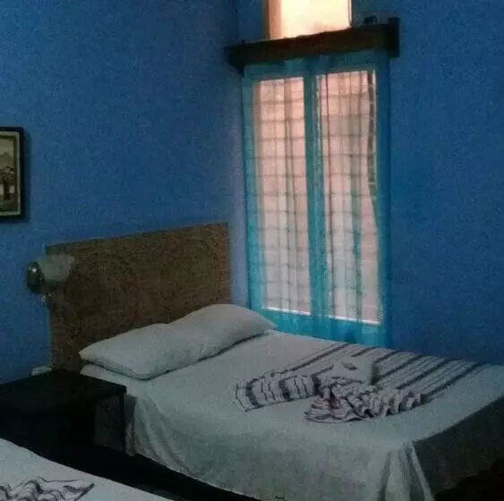 هتل La Estancia