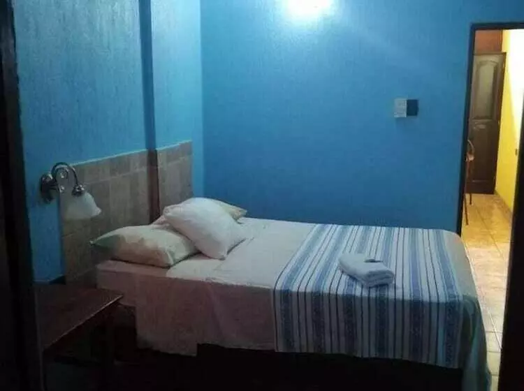 هتل La Estancia
