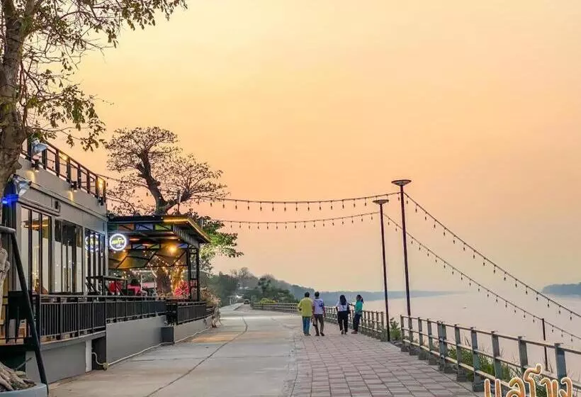 Hotelli Laekhong River Resort