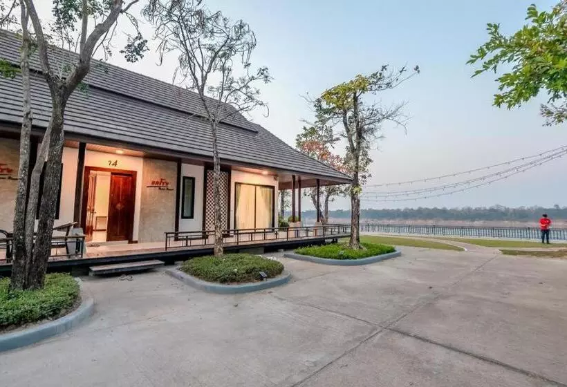 Hotelli Laekhong River Resort