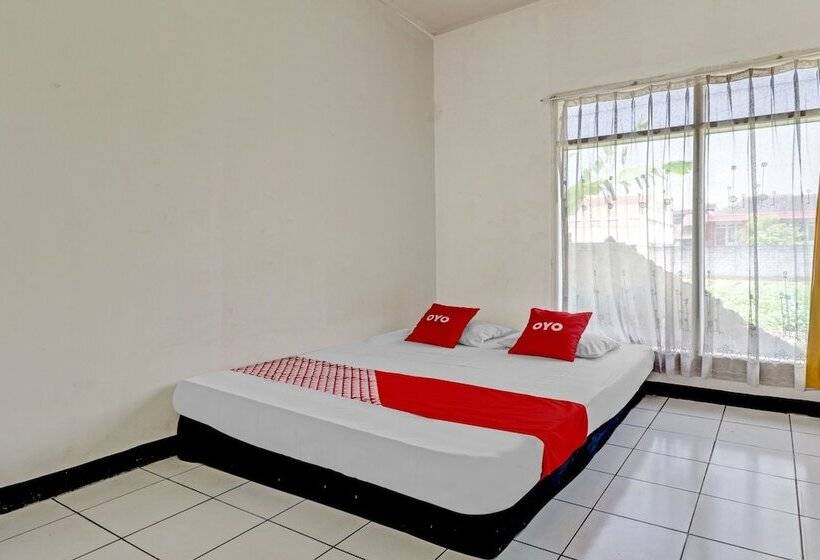 בית מלון כפרי Oyo 90621 Pondok 23