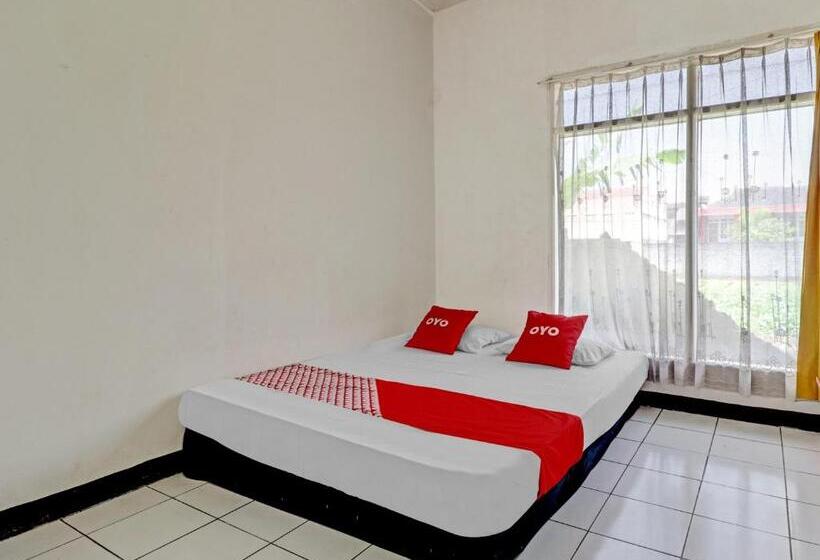 בית מלון כפרי Oyo 90621 Pondok 23