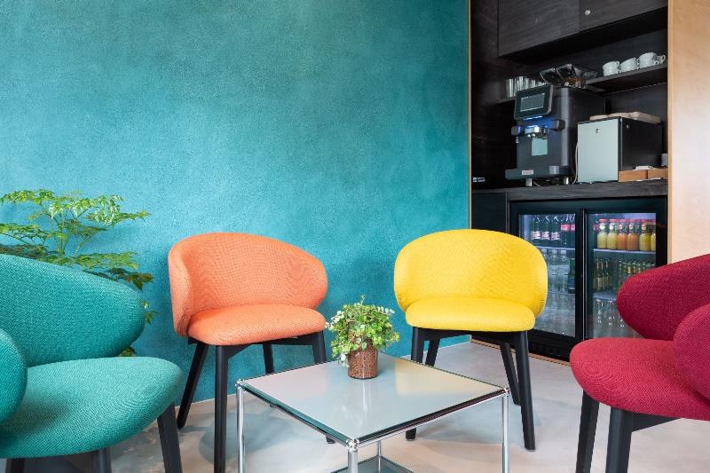 Otel Riva Rooms & Studios   Check In 24hr