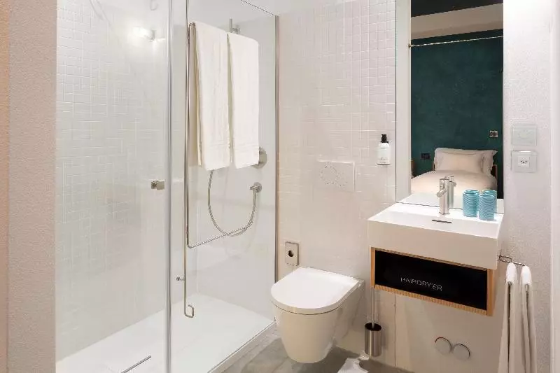 ホテル Riva Rooms & Studios Check In 24hr