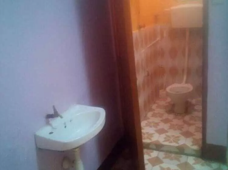 هتل Roadside Inn Restaurant