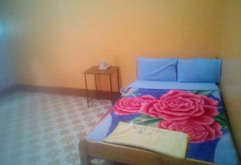 هتل Roadside Inn Restaurant