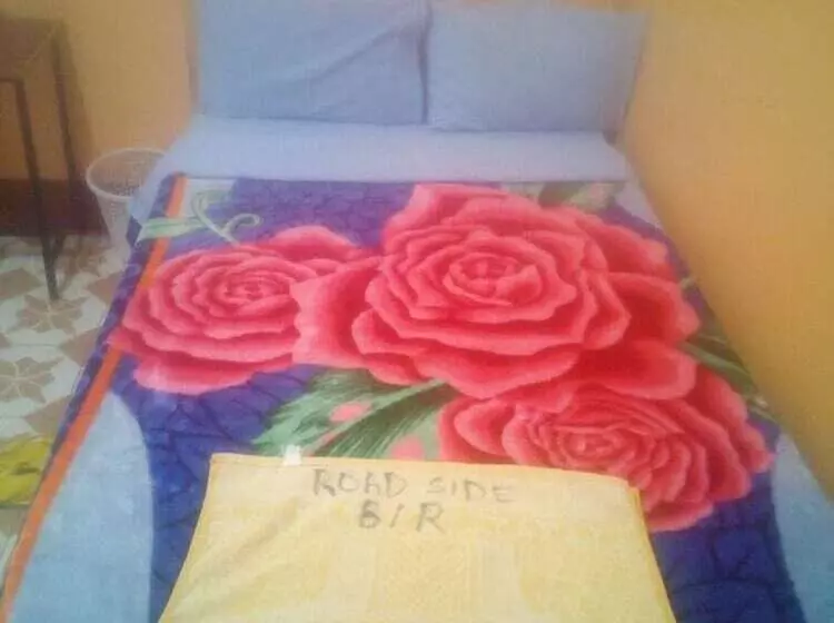 هتل Roadside Inn Restaurant