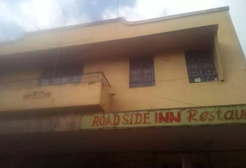 هتل Roadside Inn Restaurant