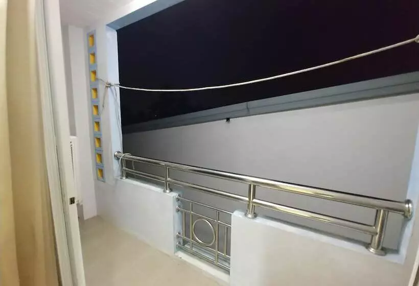 Hotelli S4u Office &