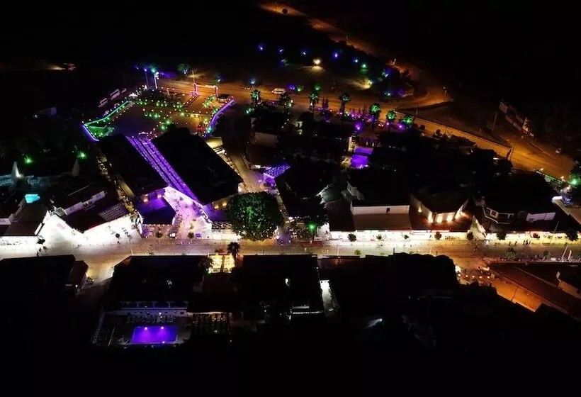 Hotelli Sarigerme New Gate