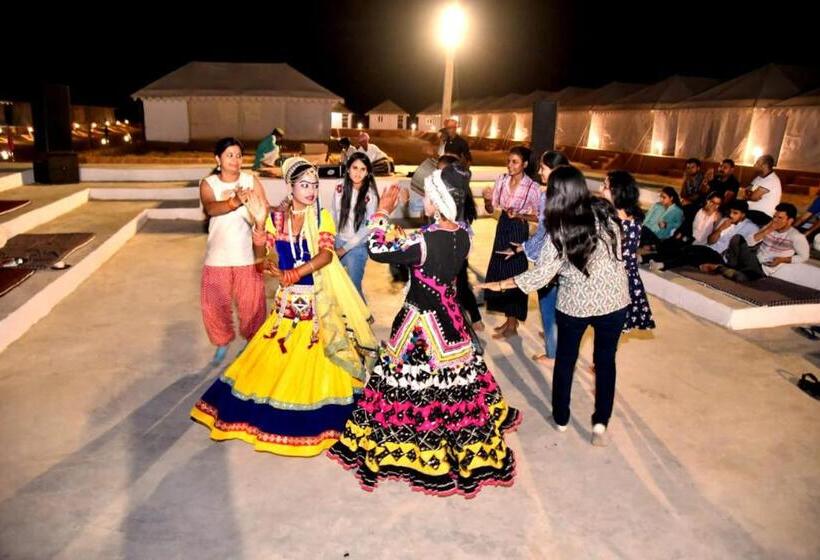 בית מלון כפרי Sky Residency