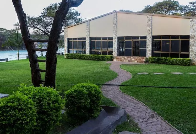 هتل Tiffany S Canyon Lodge