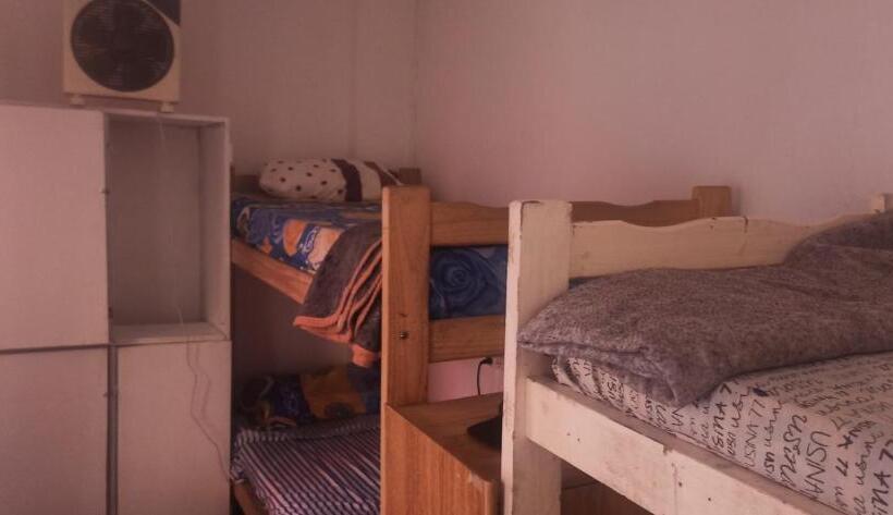 پانسیون Casahostel