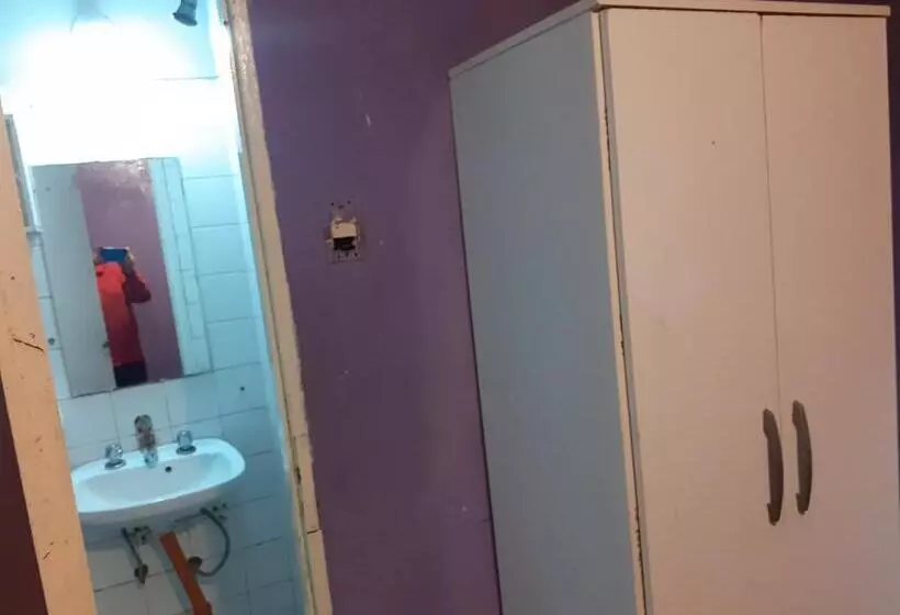 پانسیون Casahostel