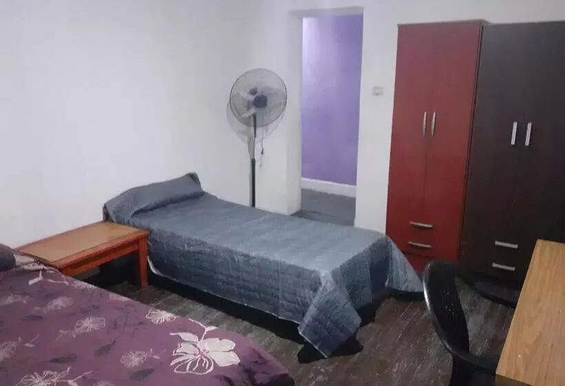 پانسیون Casahostel