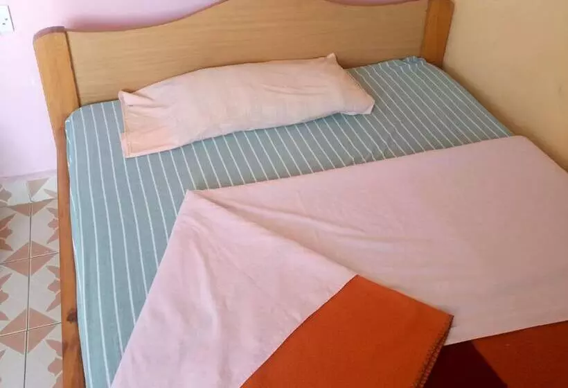 پانسیون Eldama Lodge