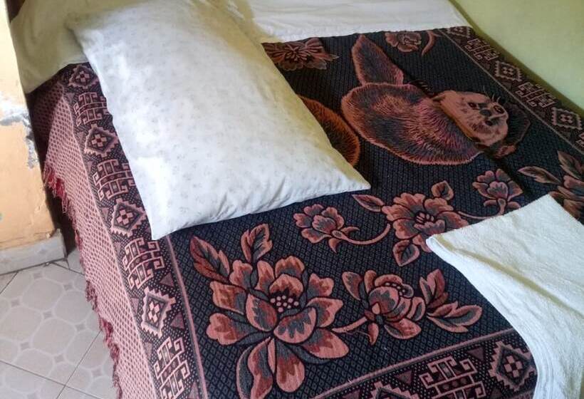 پانسیون Eldama Lodge