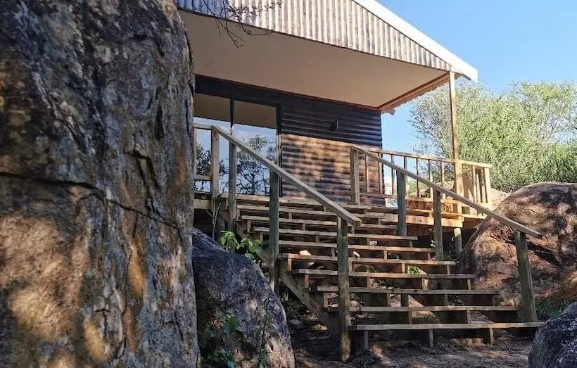 ペンション River Rock Lodge