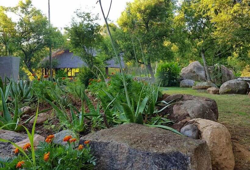 Пансион River Rock Lodge