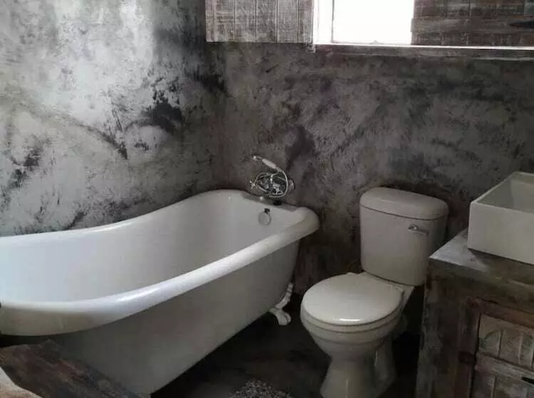 ペンション River Rock Lodge