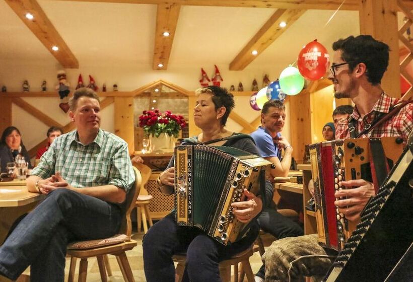 פנסיון Tirolerhof