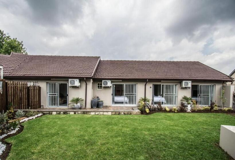 Пансион Up21 Guest House