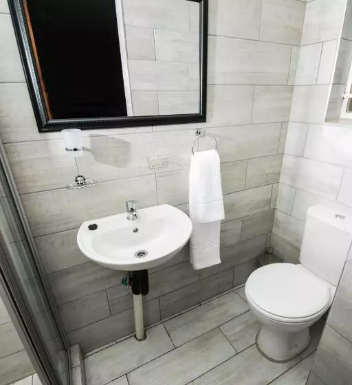 Majatalo Up21 Guest House